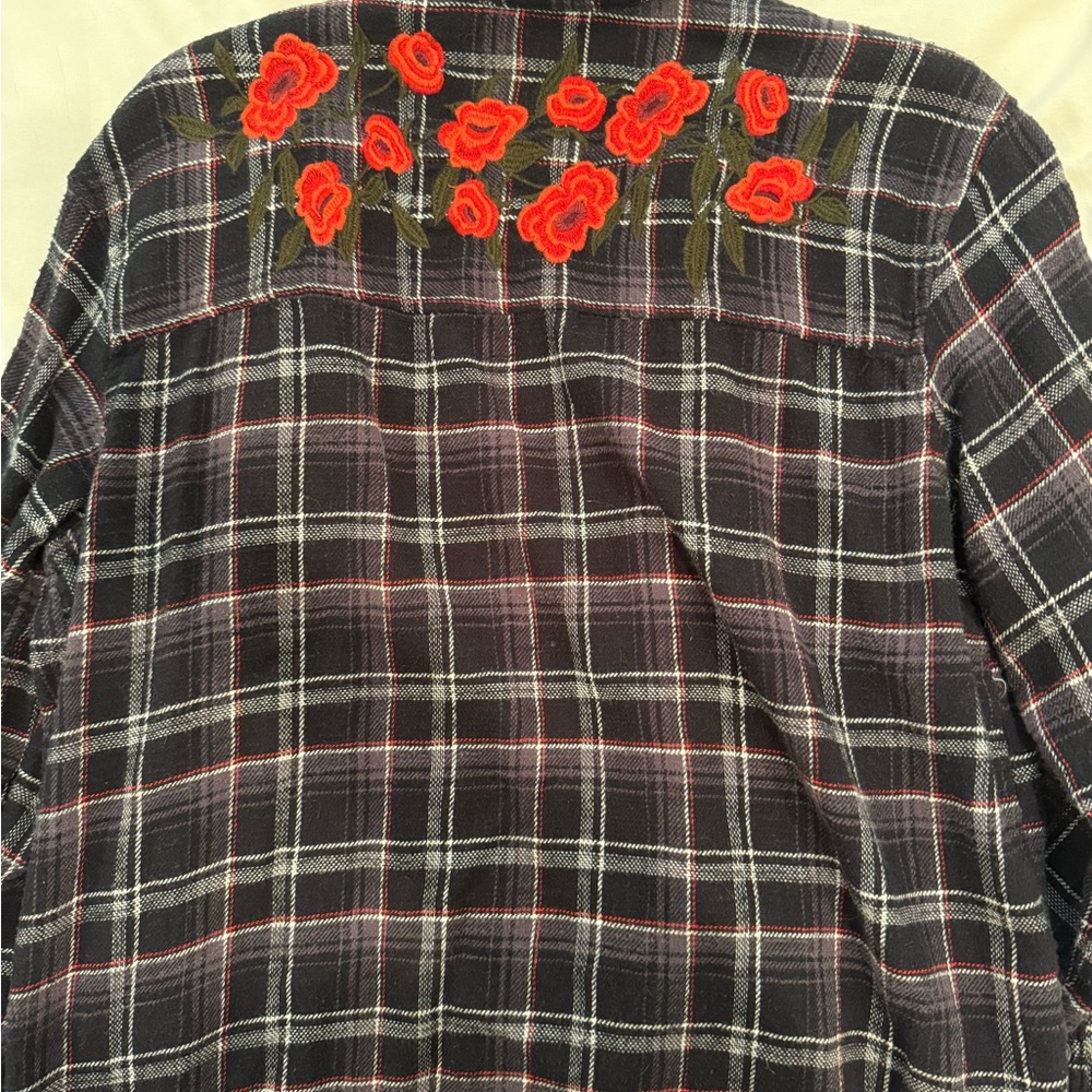 American Eagle Outfitters Black Plaid Button Down Shirt with Floral Embroidery - Picture 3 of 4